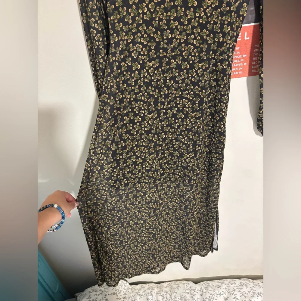 Topshop Black and Green Floral Long Sleeve Dress size 2 - Picture 5 of 8